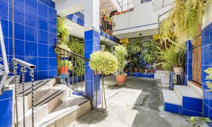 Pasochoa Apartamento | Rooms within what was a schooln