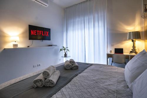 Loreto Apartamento | Roomy 6 Guests, City Launchpad, 30mts to Loreto M1 M2