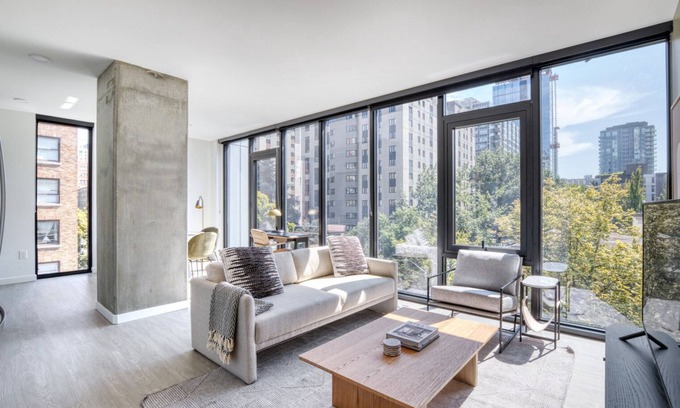 Downtown Seattle Apartamento | Roomy First Hill 2BR w/ Gym & Coworking, by Blueground
