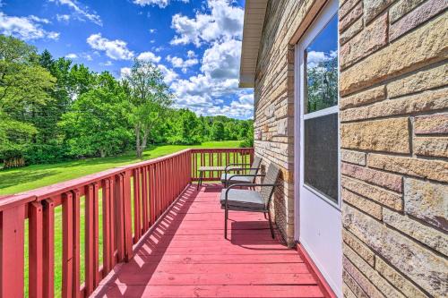 Montour Falls Casa | Roomy Montour Falls Retreat with Private Pool!