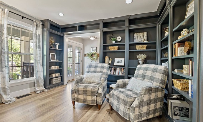 Franklin Otro | Root & Branch Home - Franklin - Piano - Fire pit - Sleeps 16