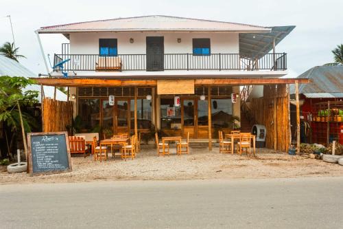 Paje Hotel | Roots inn