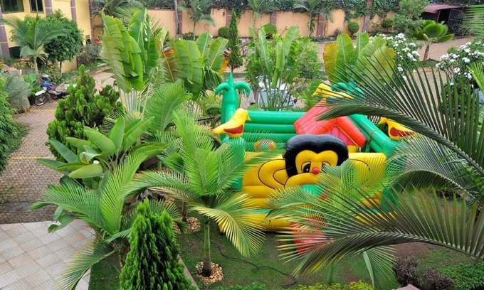 Kitende Hotel | Ropani Hotel Kajjansi
