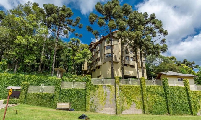 Floresta Apartamento | Rosa Edifício Lagos de Gramado