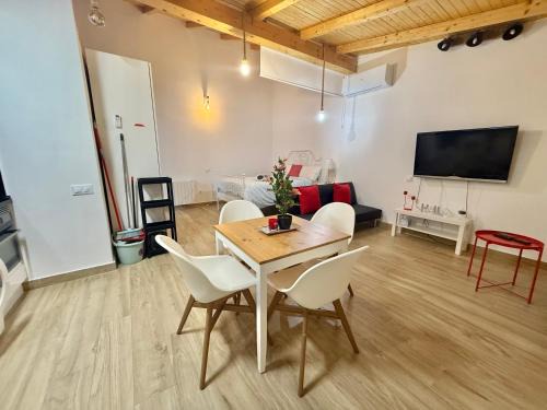 Pozuelo de Alarcón Apartamento | Rosa HOME, Casa completa independiente