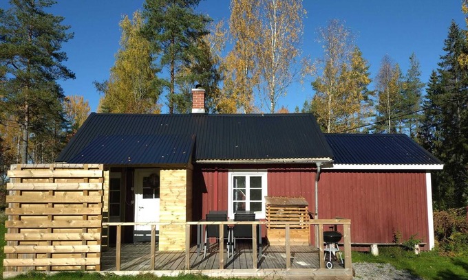 Klassbol Cabaña | Rosa's Stuga, a lovely house for two people in the middle of beautiful nature.