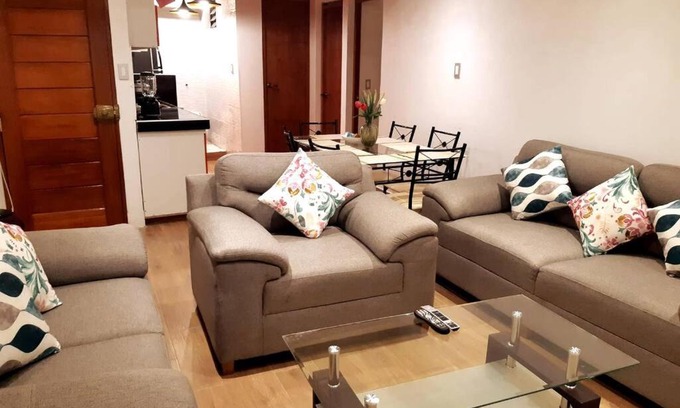 Primero de Mayo Apartamento | Rosaelena B&B (E) private for families and friends