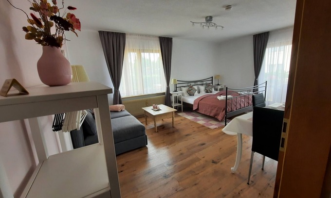 Kenzingen Apartamento | Apartamento de 1,5 habitaciones EC a unos 12 minutos en coche. al parque de europa