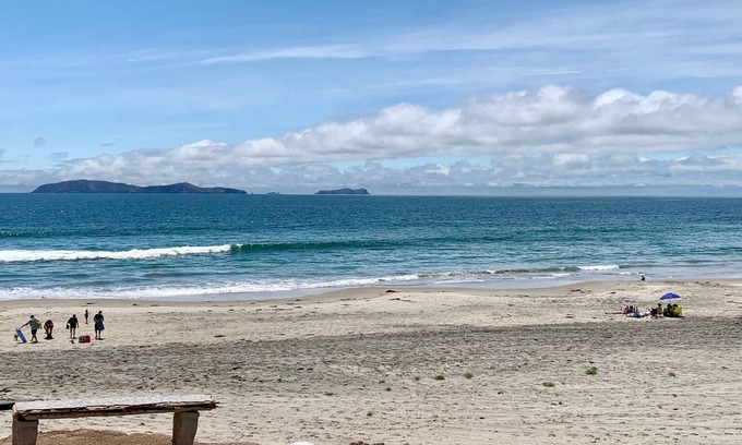 La Joya Casa | 10 minutos a Papas y cervezas. Pasos a la playa de arena