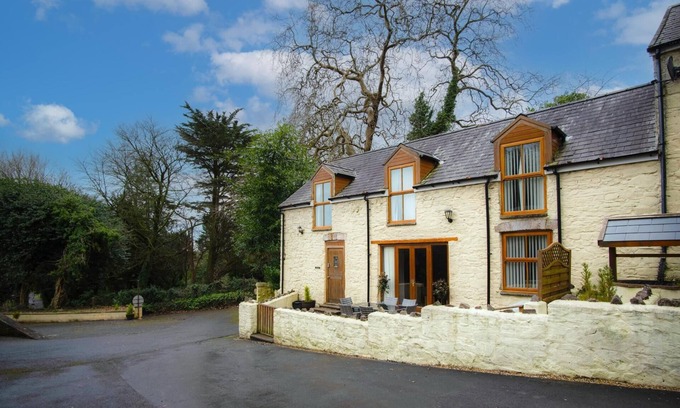 Llanddowror Cabaña | Rose Coach House - 3 Bedroom Cottage - Pendine