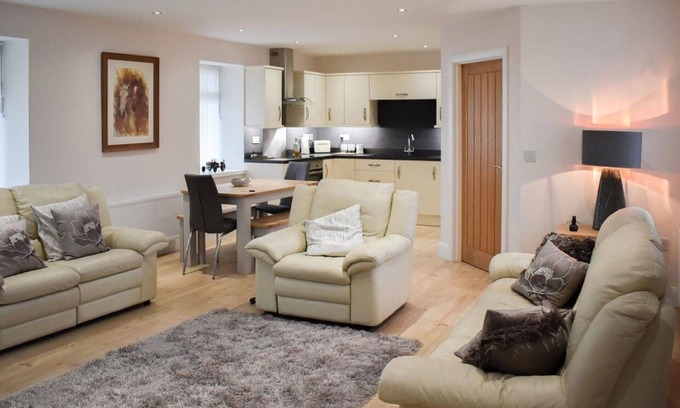Donaghadee Cabaña | Rose Cottage Captivating 1-bed Cottage in Bangor