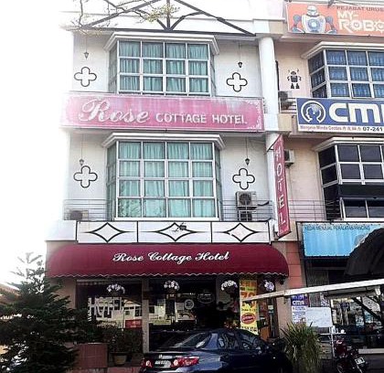 Taman Perling Hotel | Rose Cottage Hotel Taman Perling