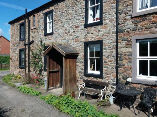Wigton Casa | Rose cottage on the peaceful solway coast