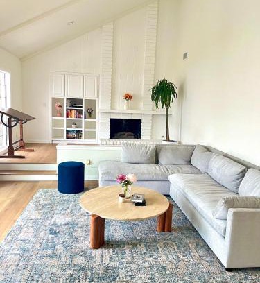 Thousand Oaks Casa | Rose Garden Home, Entire 4bdr 2bth House with Offices, Thousand Oaks