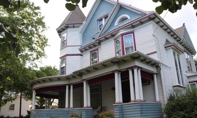 Mount Gilead Cama Y Desayuno | Rose Heart Inn