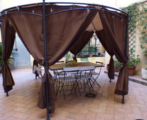 Tirrenia Apartamento | Rose