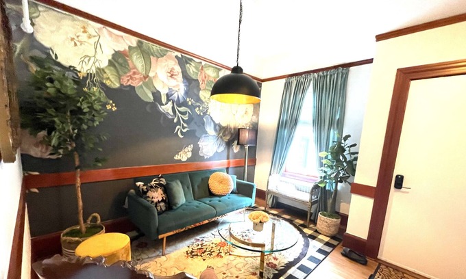 Astoria Villa | Rosebriar Mansion
