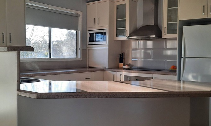 Ariah Park Casa | Rosella Lodge- Central Riverina - 25 mins to Temora, 10 Mins off Newell Highway