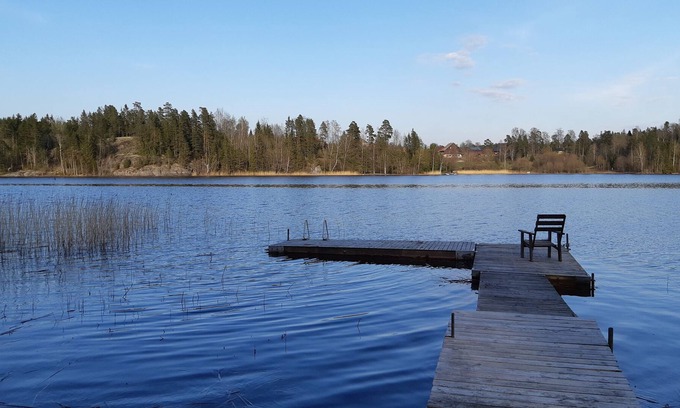 Bergshamra Cabina | Roslag cabaña junto al lago de baño para la familia numerosa