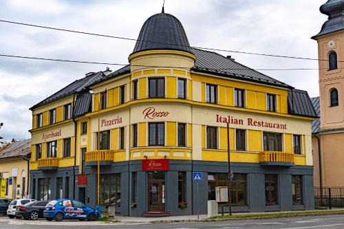 Michalovce Apartamento | Rosso Aparthotel