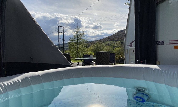 Newry Cabina | Rostrevorvalley Caravan Experience Private Hottub