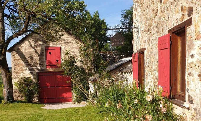 Saint-Just-sur-Viaur Cabaña | Bonita casa de campo acogedora para 3 en el campo