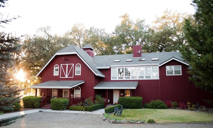 Penn Valley Otro | Rough & Ready Vineyard and Guesthouse - Centro de retiros