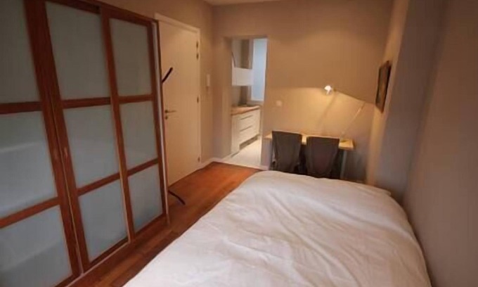 Guillemins Apartamento | Roulotte - Habitación muy bonita, práctica y económica.