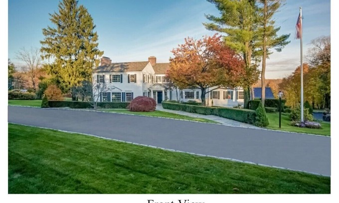 Greenwich Casa | Round Hill Road Estate Home con 5 acres abiertos