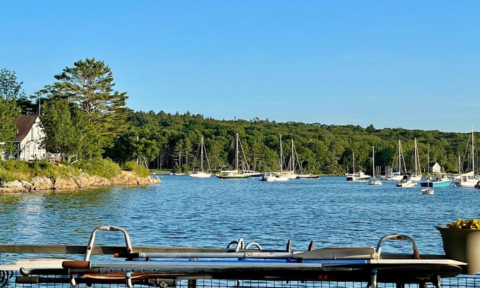 Round Pond Casa | Round Pond Waterfront Rental Available Year Round