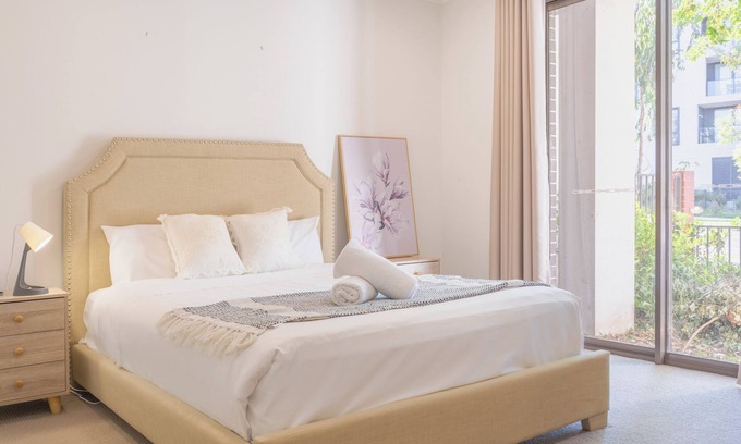 Rouse Hill Casa | Rousehill/4Br/Near train station/near shopping/park/swimming pool/