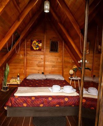 Rivas Cabina | Rousse Cabin