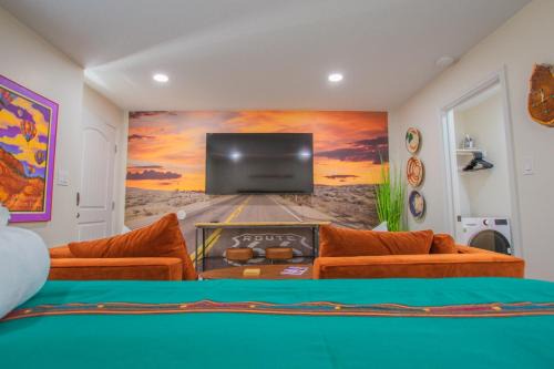 Pueblo Alto Apartamento | Route 66 Retro Retreat