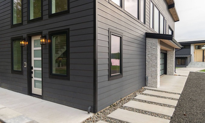 Poulsbo Casa | Royal Beacon: Tranquil Waterfront Retreat