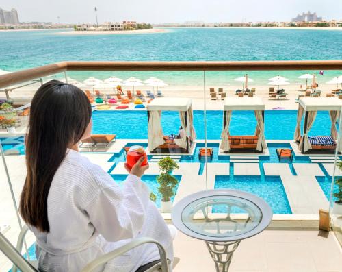 Palm Jumeirah Complejo | Royal Central Hotel and Resort The Palm