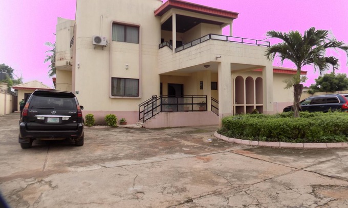 Abeokuta Casa | Royal Green Guest House
