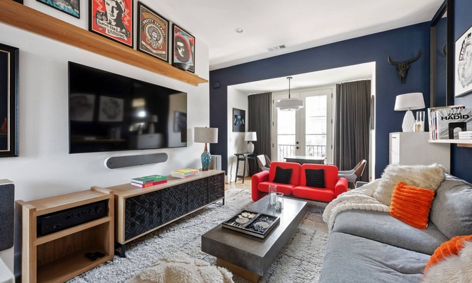 Summerhill Casa | Royal Hedge by Minty Living