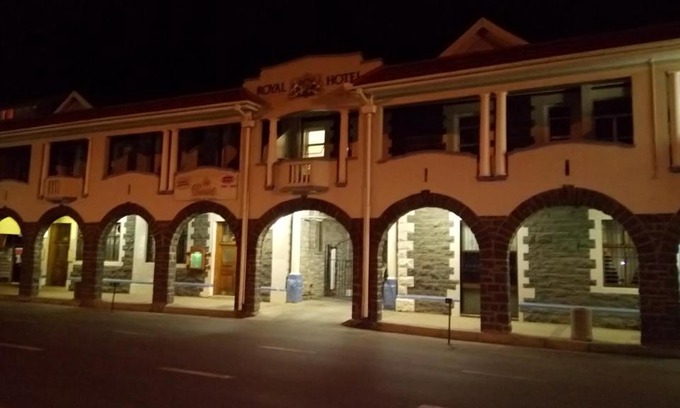 Ladysmith Hotel | Royal Hotel Ladysmith