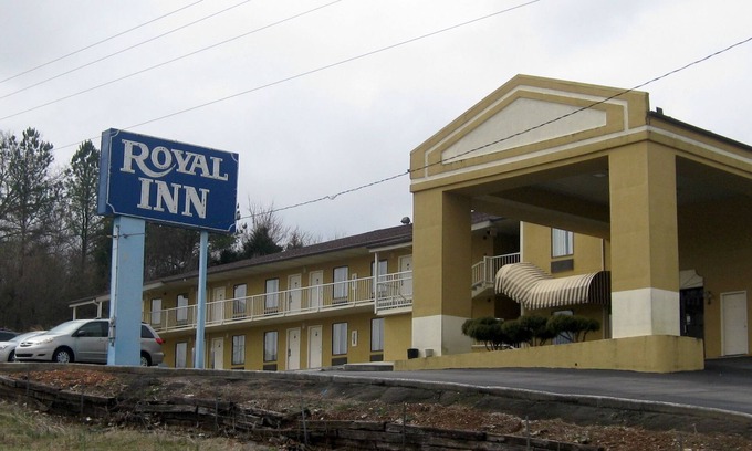 Sparta Hotel | Royal Inn