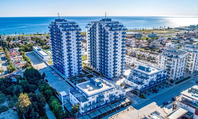 Trikomo Apartamento | Royal Life Residence