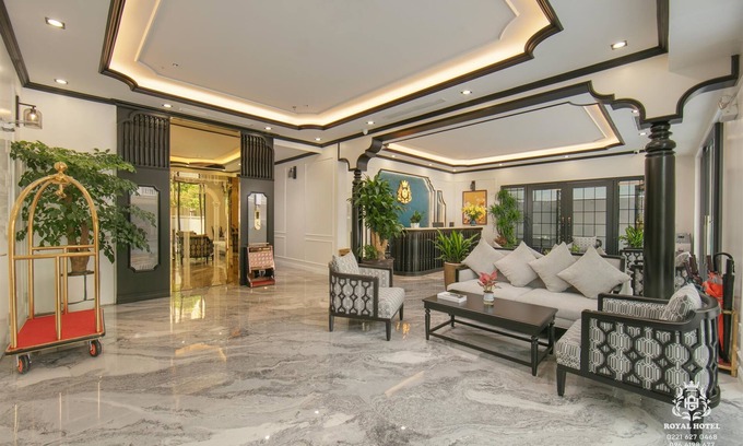 Van Giang Hotel | Royal Ocean Park Hotel
