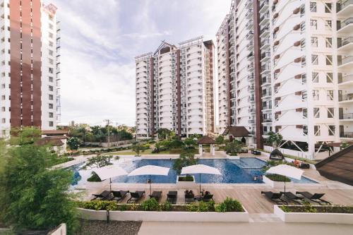 Basak Apartamento | Royal Oceancrest Mactan Condominium Unit 1418