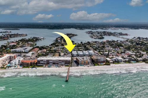 Redington Beach Apartamento | Royal Orleans 212