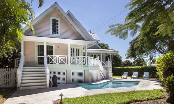 Old Naples Casa | Old Palm Royal Royal Cottage - A pie de playa y Quinta Avenida