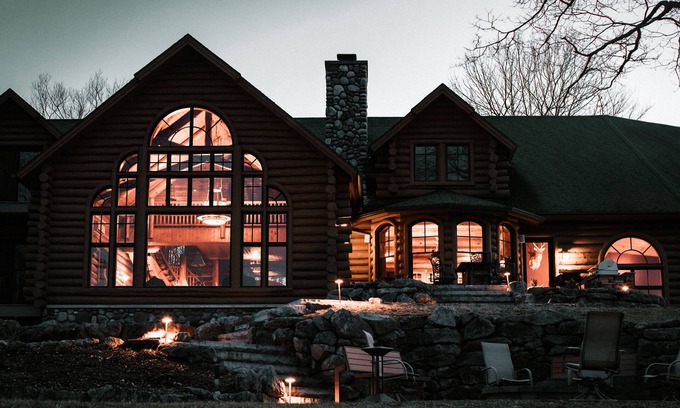 Millersburg Cabina | Royal Rack Ranch - lodge located on 1500 acres of whitetail and elk paradise