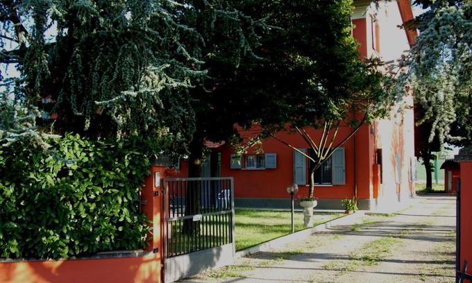 San Faustino-Madonnina-Quattroville Cama Y Desayuno | Royal Room & Breakfast