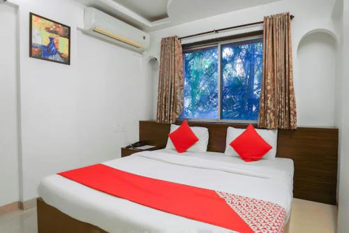 Hadapsar Hotel | royal samrat inn