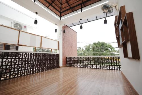 Alappuzha Casa | Royal Turn Modern Villa