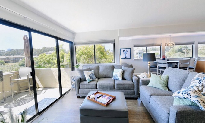 Rio del Mar Condominio | Royal Villa - Ocean View - Heated 80° Pools - SEASCAPE'S BEST 1 BEDROOM - 3 BEDS - End Unit