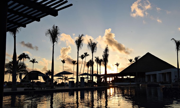 Punta Cana Complejo | Royalton CHIC Punta Cana, An Autograph Collection All-Inclusive Resort & Casino – Adults Only